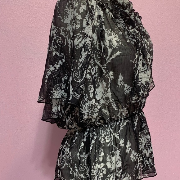 Gorgeous VTG Guess blouse - S - Picture 8 of 11